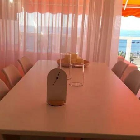 Lägenhet Beachfront Los Cristianos *